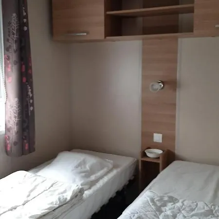 Assist' Mobil 262 - Mobil Excellence Bora Bora 3 Campsite Onzain